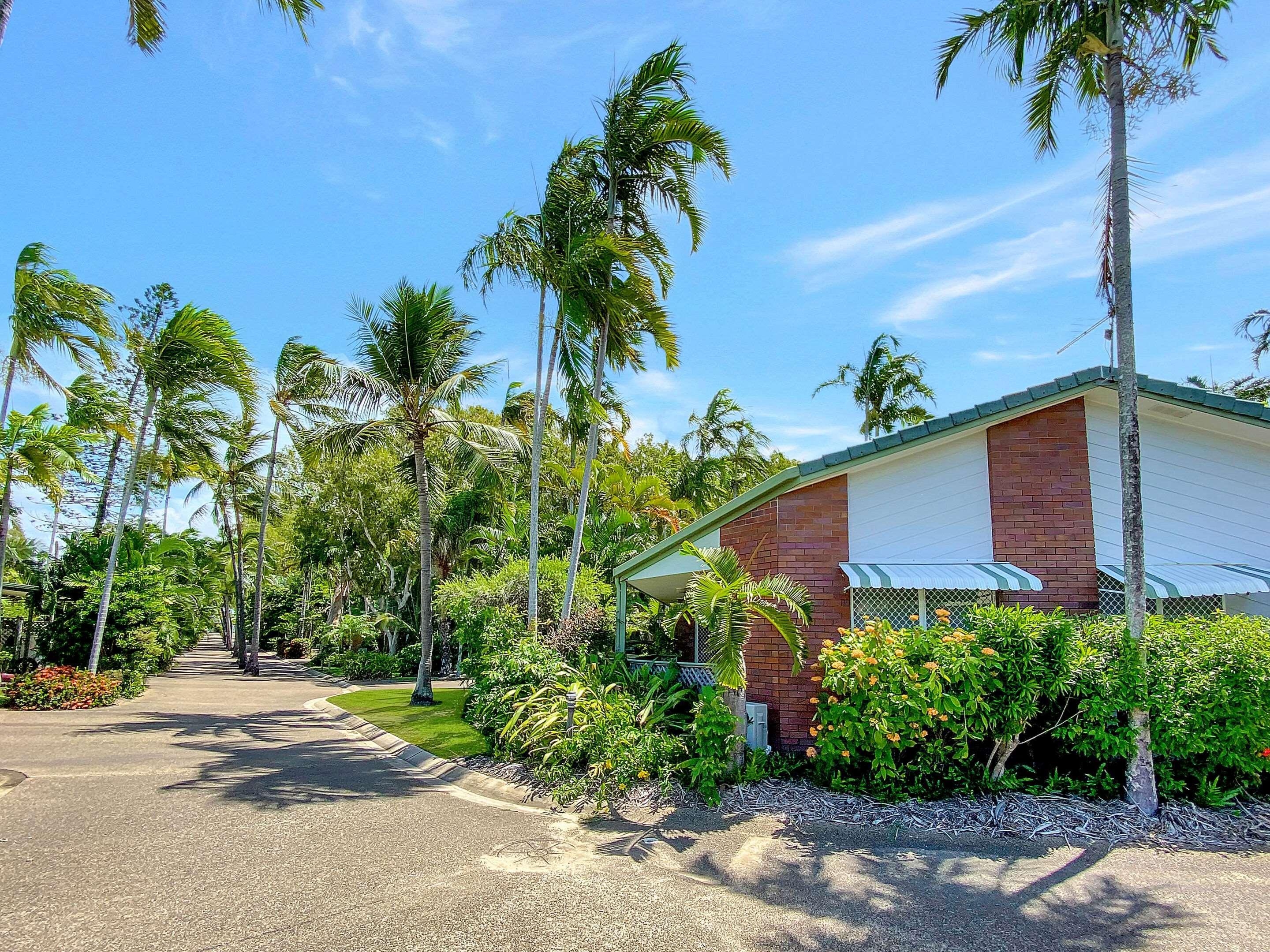 Comfort Resort Blue Pacific Mackay Exterior photo